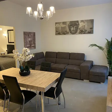 Διαμέρισμα Zen And Charming - Center -5 Min Walk To Sea- 2br *