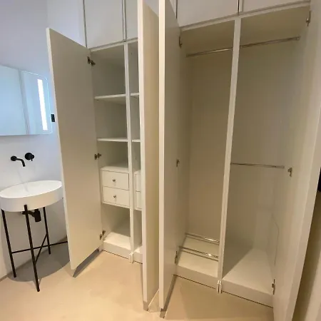 Zen And Charming - Center -5 Min Walk To Sea- 2br *