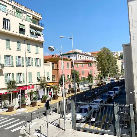 Zen And Charming - Center -5 Min Walk To Sea- 2br Apartmán Nice