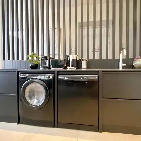 Zen And Charming - Center -5 Min Walk To Sea- 2br Nice