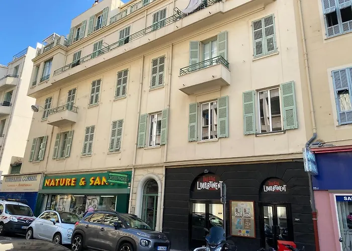 Apartmán Zen And Charming - Center -5 Min Walk To Sea- 2br